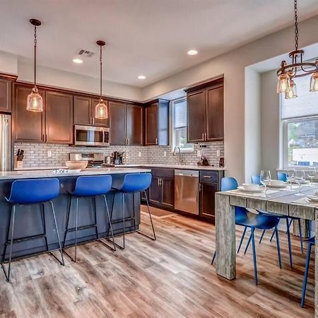 New Tri-Level Home With Ocean View And 3 En-Suite Bedrooms! Depoe Bay Exteriör bild