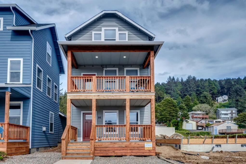 New Tri-Level Home With Ocean View And 3 En-Suite Bedrooms! Depoe Bay Exteriör bild